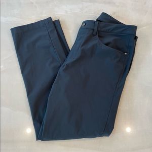 Lululemon Men’s Commission Pant, Gray, Used, Not Skinny, Older Version w/o Logo